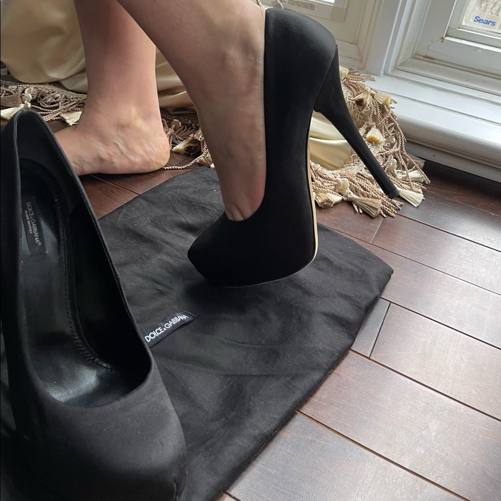 Dolce& Gabbana Platform Heel